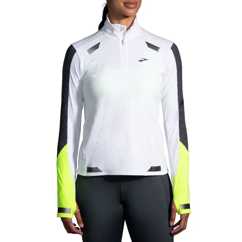 Brooks Women's Run Visible 1/2 Zip